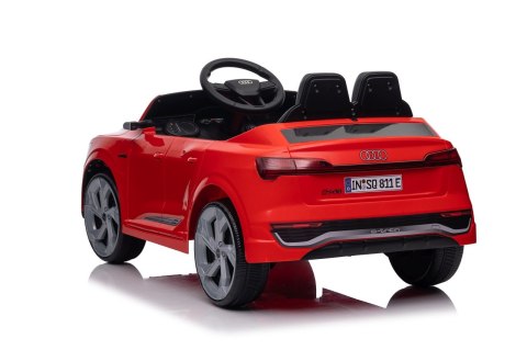 Auto Audi SQ8 czerwone na akumulator dla dzieci + pilot 2,4 GHz