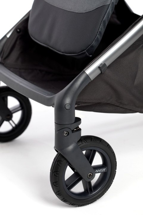 Wózek spacerowy MAST Swiss Design M6x Onyx - lekki, składany, amortyzowany
