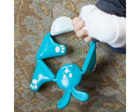 Zabawka Zręcznościowa, Gryzak Króliczek Twistimals 1+ niebieski Fat Brain Toys