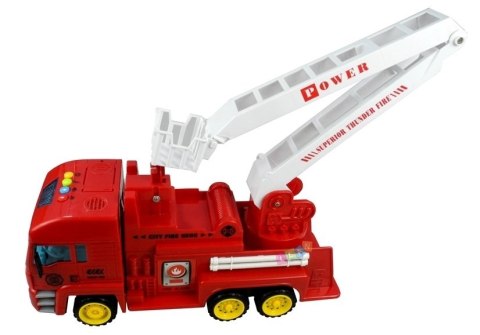 Auto Straż Pożarna z Wysuwaną Drabiną Jeździ