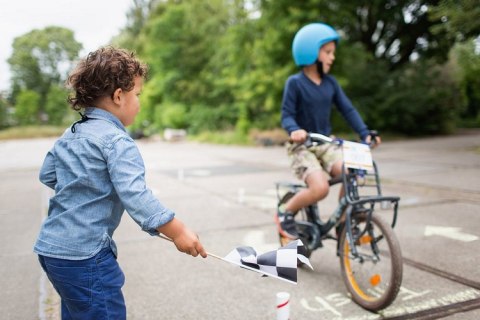 BS Toys, Zestaw do wyścigów USZKODZONE OPAKOWANIE RABAT 5%