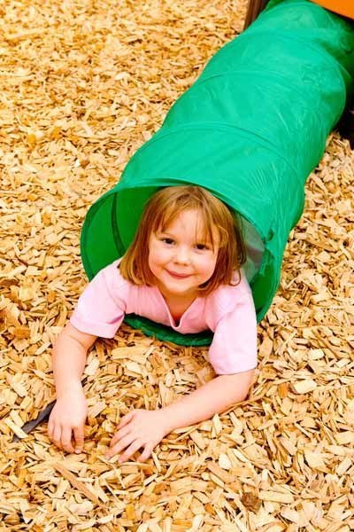 Little Tikes Plac Zabaw Przeplotnia ze Zjeżdżalnią