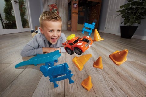 Slammin'Racers Zestaw kaskaderski + autko wyścigówka Little Tikes