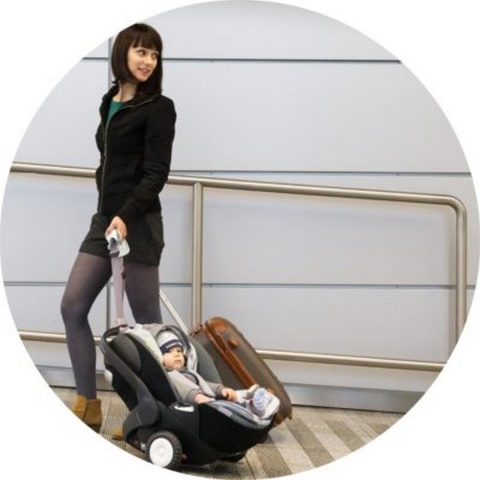 Rollersy - Adaptery z kółkami do fotelików samochodowych Maxi Cosi, Cybex, BeSafe, X-Lander, Joie, Safety 1st, Nuna - Soft Rose