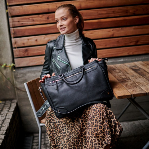 CARLA JOISSY to niezwykła torba dla Mamy o wyglądzie damskiej torebki - Black/Gold