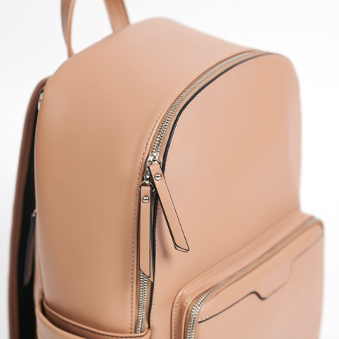 MOON JOISSY Plecak został zaprojektowany by spełniać potrzeby nowoczesnych oraz aktywnych rodziców - Nude