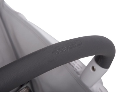 Minima Plus easyGO wózek spacerowy 6,7 kg - CARBON