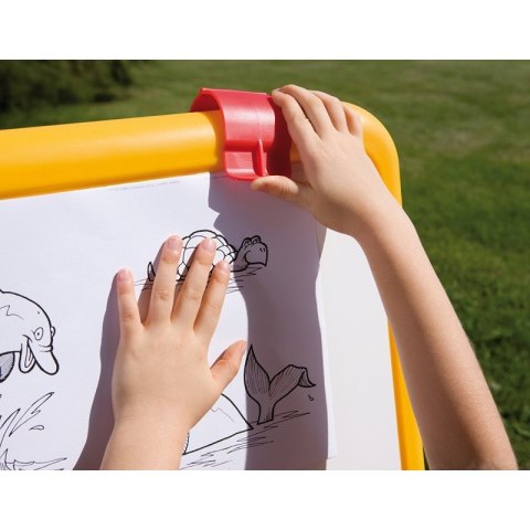 Chicco Edukacyjne biurko z tablicą i krzesełkiem + Drewniane kręgle gratis!