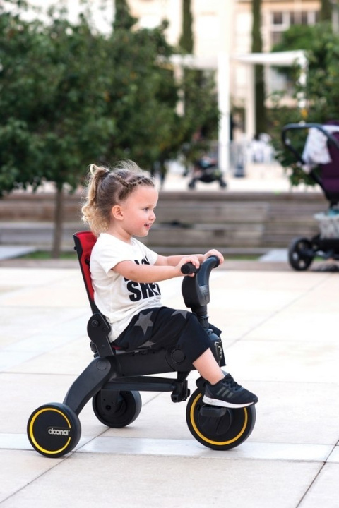 Doona LIKI S3 5w1 składany rowerek trójkołowy - czerwony