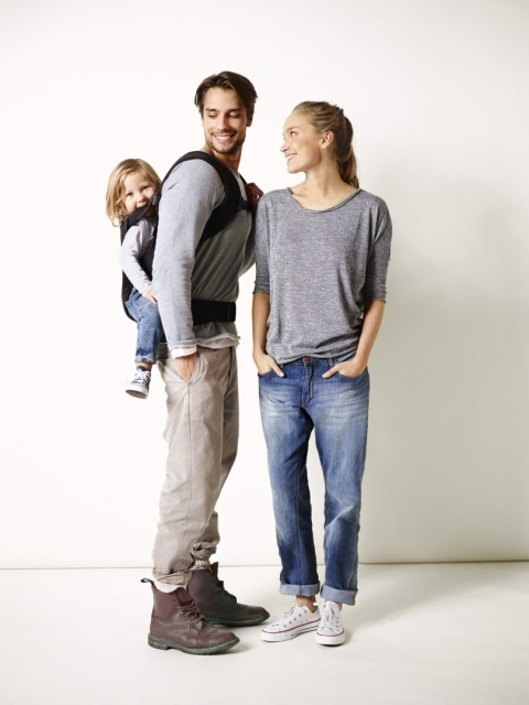 BABYBJORN WE - nosidełko ergonomiczne Dots NOWOŚĆ!