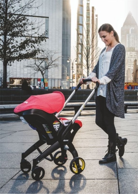 Mobilny fotelik samochodowy Doona+ 4* ADAC - Nitro Black