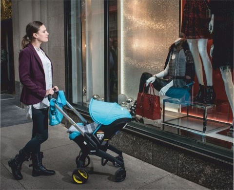 Mobilny fotelik samochodowy Doona+ 4* ADAC - Racing Green