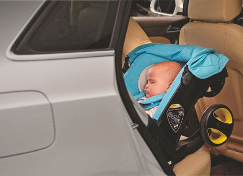 Mobilny fotelik samochodowy Doona+ 4* ADAC - Royal Blue