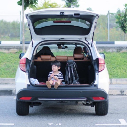 GO phil&teds lekka spacerówka 5kg - żółty