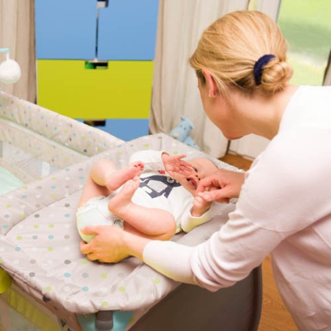 Babycenter HAUCK łóżeczko turystyczne 2 poziomy przewijak karuzela z pozytywką