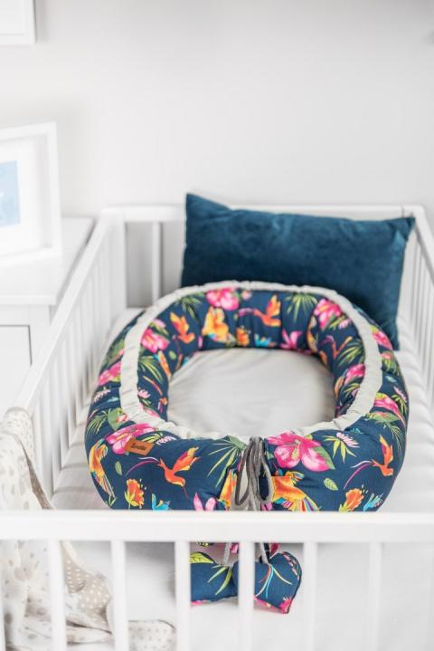 Gniazdo Velvet Kokon niemowlęcy Sensillo ok. 80x45cm - CZARNY KWIATY