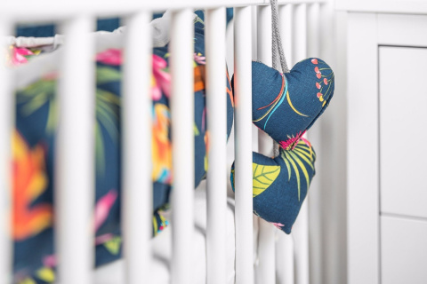 Gniazdo Velvet Kokon niemowlęcy Sensillo ok. 80x45cm - CZARNY KWIATY