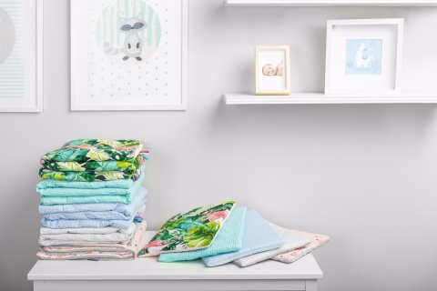 Sensillo Komplet Velvet do wózka - poduszka Miś + kocyk - GRANATOWY ORNAMENT