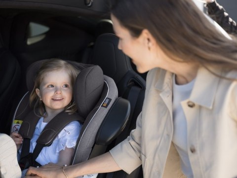 BeSafe iZi Turn i-Size obrotowy fotelik samochodowy 0-18 kg - samochodowa harmonia 50