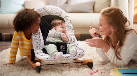 Kinderkraft Bujaczek Leżaczek FINIO - Black/White