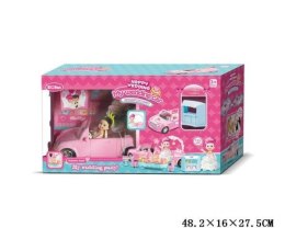 Auto z lalką i akcesoriami w pudełku G123173