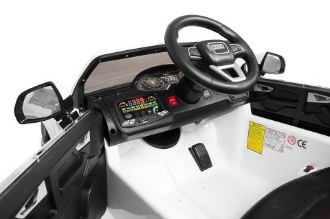 AUDI Q7 Toyz pojazd na aklumulator 12V 2x35W - White
