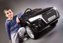AUDI Q7 Toyz pojazd na aklumulator 12V 2x35W - black
