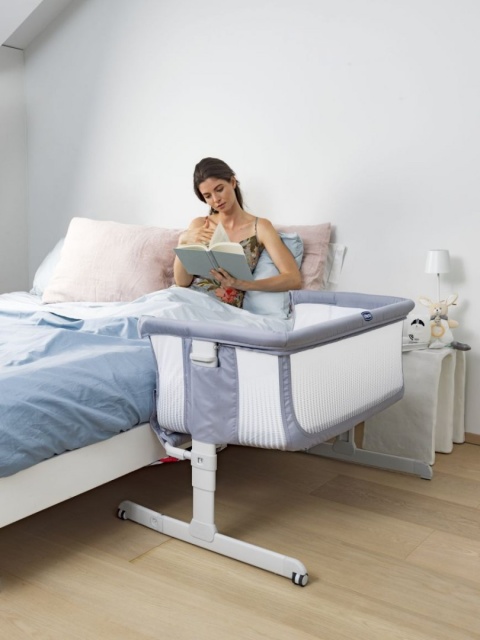 Chicco Next 2 Me AIR łóżeczko dostawne 0m+ spanie z dzieckiem - STONE