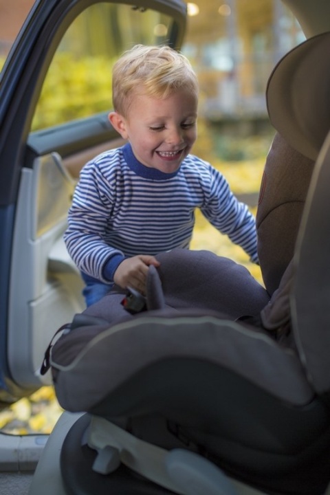 BeSafe Fotelik samochodowy iZi Comfort X3 - BLACK MELANGE 01