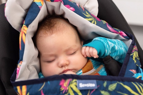 Sensillo Otulacz do fotelika Velvet - GRANATOWY KOLIBER