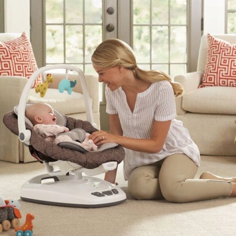 GRACO HUŚTAWKA MOVE WITH ME - BLOCK PARTY