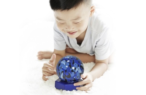 Cloud b Groovy Globe Lampki nocne