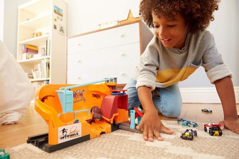 Hot Wheels skate park