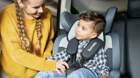 LEVI ONE Lionelo Fotelik samochodowy 9-36 kg - SPORTY BLACK