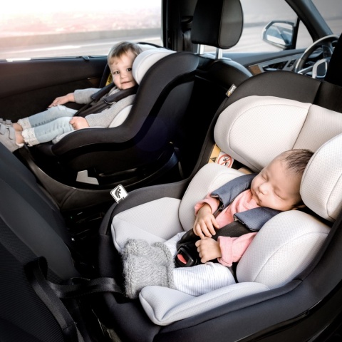 HAUCK iPro KIDS fotelik samochodowy i-Size 0-18 kg - CAVIAR