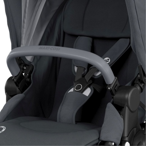 Adorra Maxi-Cosi + CabrioFix za 1zł, wózek wielofunkcyjny - wersja spacerowa - ESSENTIAL GRAPHITE
