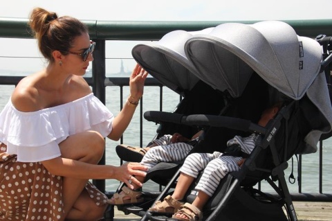 KUKI TWIN Baby Monsters wózek bliźniaczy kolor MILKSHAKE