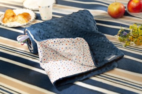 Lekki kocyk Minky 75x100cm Sensillo - GRANAT/KROPKI