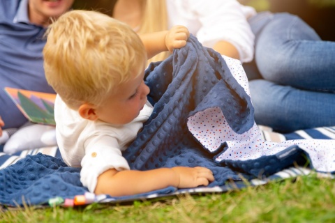 Lekki kocyk Minky 75x100cm Sensillo - MISIE/TURKUS