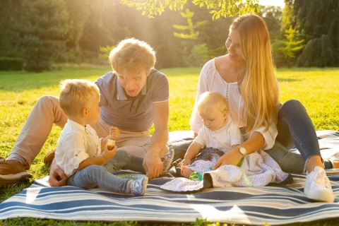 Lekki kocyk Minky 75x100cm Sensillo wiosenno-letni