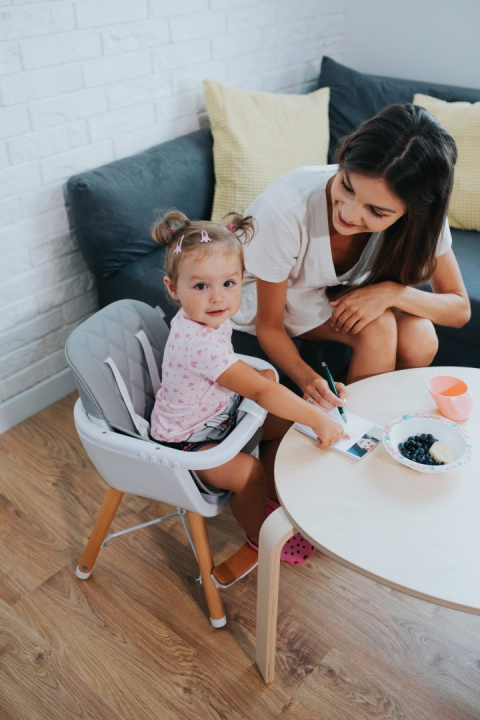 SCANDY 4Baby krzesełko do karmienia - BLACK