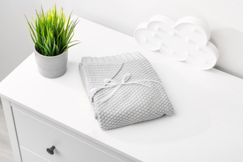 SENSILLO Bambusowy kocyk otulacz z kapturkiem 100% BAMBOO GIFT SZARY