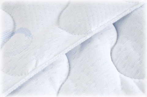 Sensillo Materacyk do wózka rozmiar 75x35cm piankowy pikowany - biały