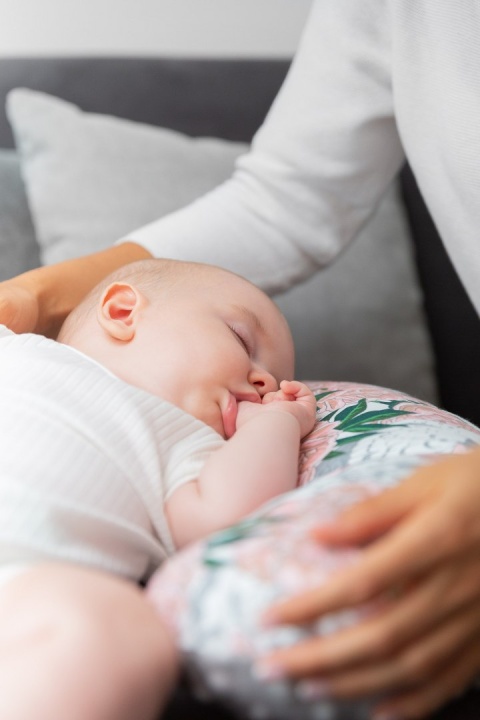 Rogal Minky do karmienia Sensillo - GRANATOWY KROPKI