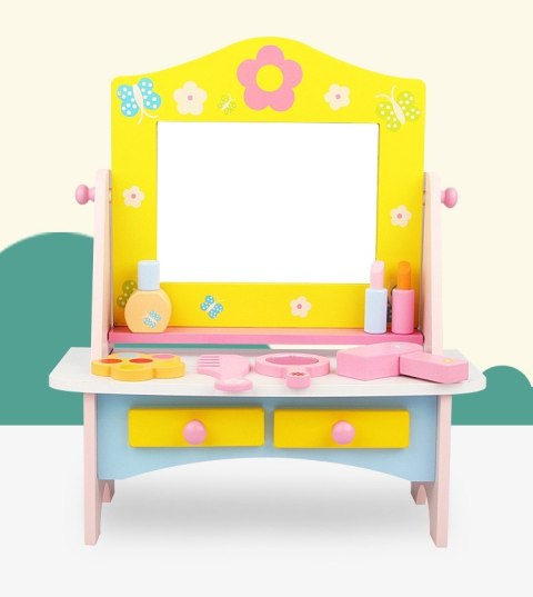 Drewniana toaletka dla dziewczynki