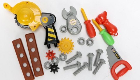 Warsztat z narzędzami w walizce na kołach