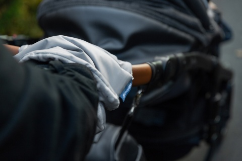 Sensillo rękawiczka mufka Minky do wózka - Grey