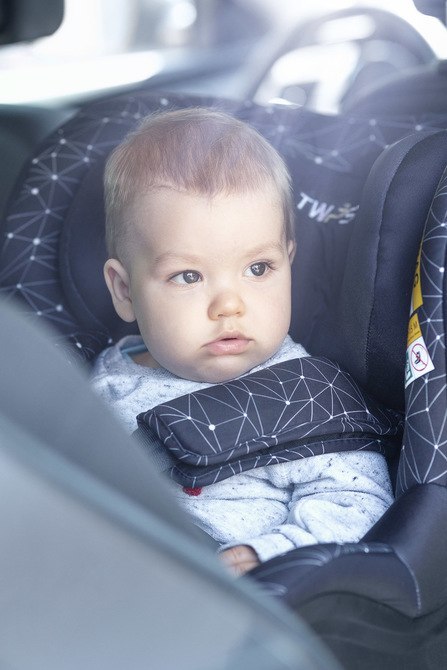 FOTELIK TWISTY FIX I-SIZE 0-18 BLACK CARETERO