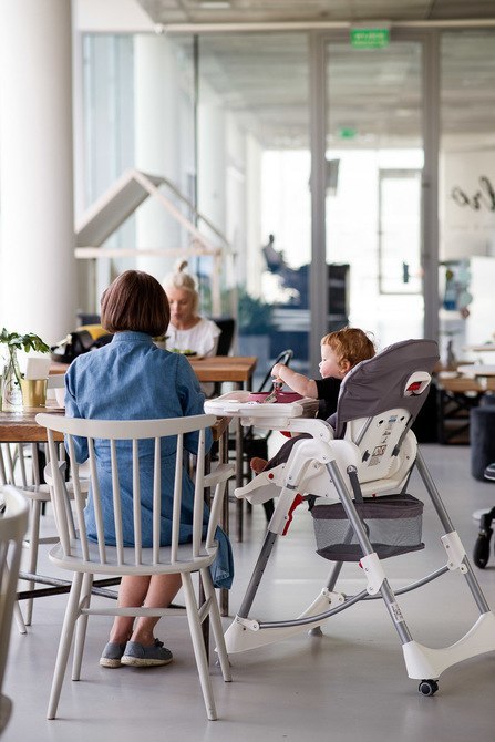 KRZESEŁKO DO KARMIENIA BISTRO 2019 GREY CARETERO