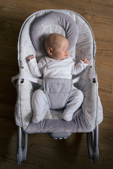 MoMi EBES Leżaczek bujaczek z wibracjami i dźwiękami - Szary gwiazdki